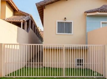 Casa · 60m² · 2 Quartos · 2 Vagas · Casa em Vila São Francisco, Cotia/SP de 60m² 2 quartos à venda por R$ 300.000,00