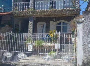 Casa · 147m² · 3 Quartos · 1 Vaga · Casa em Mutondo, São Gonçalo/RJ de 147m² 3 quartos à venda por R$ 320.000,00