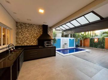 Casa · 250m² · 3 Quartos · 4 Vagas · Casa em Quiririm, Taubaté/SP de 250m² 3 quartos à venda por R$ 2.600.000,00