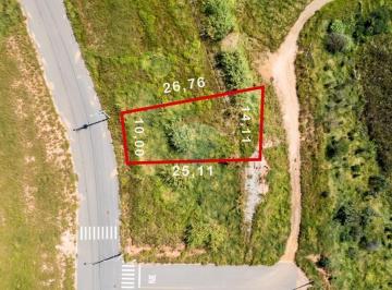 Terreno · 310m² · 1 Vaga · Terreno para venda em Guaraiuva de 309.53m² com 1 Garagem