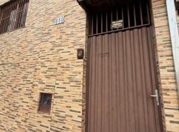 Casa · 80m² · 2 Quartos · Casa para alugar em Centro de 80.00m² com 2 Quartos