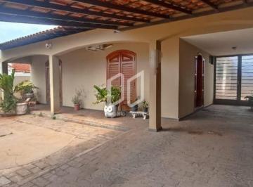 Casa · 297m² · 3 Quartos · 2 Vagas · Casa para venda em Jardim Santa Lúcia de 297.00m² com 3 Quartos, 1 Suite e 2 Garagens