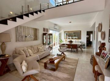 Casa · 390m² · 4 Quartos · 4 Vagas · Casa de Condomínio para venda em Jardim Imperador de 390.00m² com 4 Quartos, 4 Suites e 4 Garagens