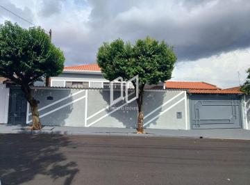 Casa · 517m² · 4 Quartos · 3 Vagas · Casa para venda em Vila Santana de 517.00m² com 4 Quartos e 3 Garagens