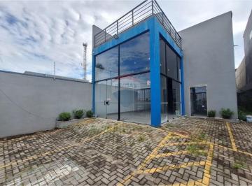 Comercial · 200m² · 2 Vagas · Imóvel Comercial para alugar em Nova Cerejeira de 200.00m² com 2 Garagens