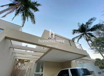 Casa · 275m² · 3 Quartos · 4 Vagas · Casa para venda em Gramado de 275.00m² com 3 Quartos, 3 Suites e 4 Garagens