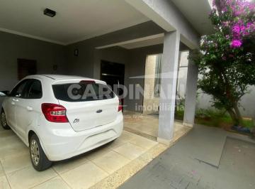 Casa · 292m² · 3 Quartos · 2 Vagas · Casa para venda em Vila Brasília de 292.00m² com 3 Quartos, 1 Suite e 2 Garagens