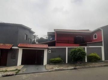 Apartamento · 260m² · 3 Quartos · 4 Vagas · Apartamento para venda em Vila Nova Bonsucesso de 260.00m² com 3 Quartos, 1 Suite e 4 Garagens