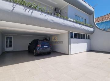 Casa · 270m² · 3 Quartos · 4 Vagas · Casa para venda em Centro de 270.00m² com 3 Quartos, 1 Suite e 4 Garagens