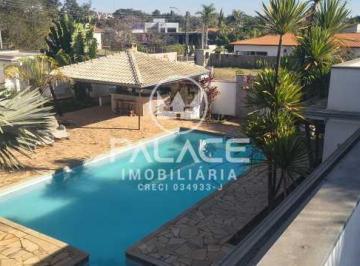 Casa · 520m² · 5 Quartos · 5 Vagas · Casa para venda em Campestre de 520.00m² com 5 Quartos, 2 Suites e 5 Garagens