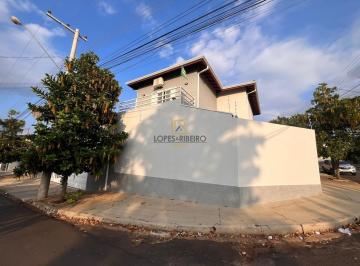 Casa · 250m² · 4 Quartos · 3 Vagas · Casa para venda em Vila Nova Botucatu de 250.00m² com 4 Quartos, 4 Suites e 3 Garagens