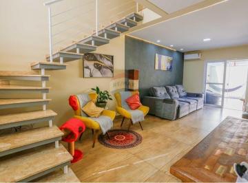 Casa · 160m² · 3 Quartos · 3 Vagas · Casa de Condomínio para venda em Jardim América de 160.00m² com 3 Quartos, 1 Suite e 3 Garagens