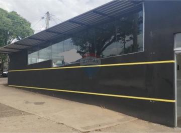 Comercial · 156m² · 4 Vagas · Imóvel Comercial para alugar em Loteamento Capotuna1 de 156.00m² com 4 Garagens