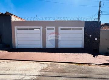 Casa · 119m² · 3 Quartos · 2 Vagas · Casa para venda em Jardim Paiva de 119.00m² com 3 Quartos, 1 Suite e 2 Garagens