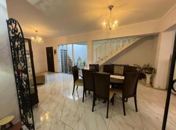Casa · 250m² · 4 Quartos · 3 Vagas · Casa para venda em Santa Angelina de 250.00m² com 4 Quartos, 2 Suites e 3 Garagens