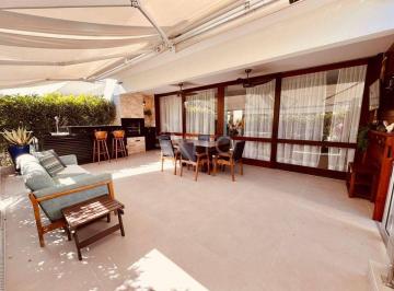 Comercial · 230m² · 4 Quartos · Loja para venda em Riviera De São Lourenço de 230.00m² com 4 Quartos e 3 Suites