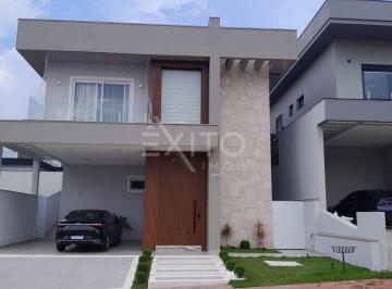 Casa · 271m² · 4 Quartos · 2 Vagas · Casa para venda em Jardim Novo Mundo de 271.00m² com 4 Quartos, 2 Suites e 2 Garagens
