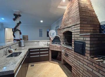 Casa · 214m² · 3 Quartos · 2 Vagas · Casa para venda em Vila Brasileira de 214.00m² com 3 Quartos e 2 Garagens