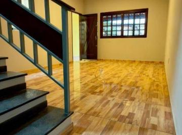 819f13522a5e0764499c4d27faaa592efa1fe002 · Sobrado à venda, com 3 Quartos 1 Suíte, Localizado no Jardim Oriente, em São José dos Campos.