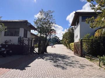 Casa · 200m² · 3 Quartos · Casa 2/4 2 suítes completas Praia do Forte