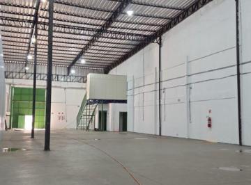 Comercial · 550m² · 3 Vagas · LOCAÇÃO | Galpão/Barracão,  em Parque São Paulo, Cascavel