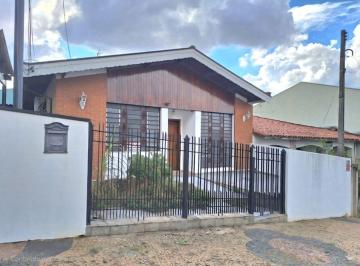 Casa de 3 quartos, Valinhos · Casa Terrea com 03 dormitórios e suite no Centro de Valinhos SP