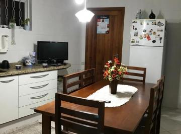 Casa · 214m² · 3 Quartos · 3 Vagas · Oportunidade - Casa - Centro - Jacareí - 121m².