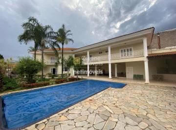 Casa de 6 quartos, Vicente Pires · Vicente Pires - casa 6 quartos sendo 3 suítes
