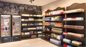 mercearia-organizada-com-prateleiras-e-geladeiras.jpeg · Apartamento, 1 dormitórios, 47 m², em Cursino
