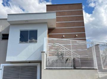 Casa de 3 quartos, Piranguinho · CASA NOVA à venda no Bairro Sossego, em Piranguinho-MG