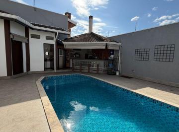 Casa de 3 quartos, Jaguariúna · Casa TÉRREA NOVISSIMA, 3 dorm/ 1 suíte, piscina e gourmet no Jardim Elisa