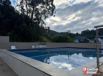 Apartamento de 2 quartos, Itajaí · Apartamento Semi Mobiliado com 2 Quartos na Praia Brava