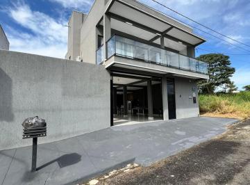 Casa de 3 quartos, Caldas Novas · Sobrado em caldas novas