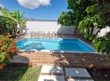 Casa · 550m² · 16 Quartos · vendo imóvel duplex com 16 suites excelente para pousada, clínica, hostel... - no conjunto Kissia, D