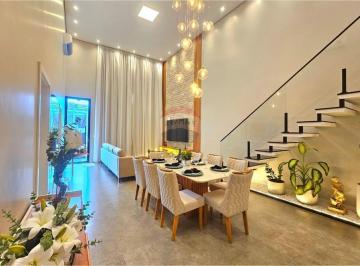 Casa · 230m² · 5 Quartos · 2 Vagas · Casa Completa e Mobiliada no Residencial Tapajós | 5 Quartos