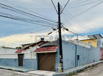 Casa · 255m² · 4 Quartos · 4 Vagas · Vendo casa de esquina no Conjunto 31 de Março II - japiim, 3 Suítes, Piscina e Excelente Localização