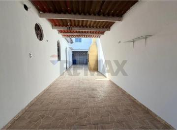 Casa · 190m² · 4 Quartos · 2 Vagas · Casa à Venda no Santo Antônio | 3 Quartos e 2 Suítes