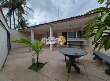 Casa de 3 quartos, Mongaguá · Casa à venda no lado praia de Mongaguá – Espaço, conforto e lazer para toda a família!