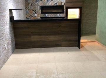 Casa en Venda de 2 quartos Santo Antônio · Casa de 140 m² com 2 quartos à venda em Santo Antônio