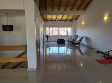Casa de 3 quartos, São Paulo · Casa de 190 m² com 3 quartos à venda na Vila Butantã