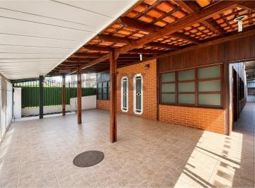 Comercial · 200m² · 1 Quarto · 2 Vagas · CASA COMERCIO TERREA À VENDA QE 26 GUARA II