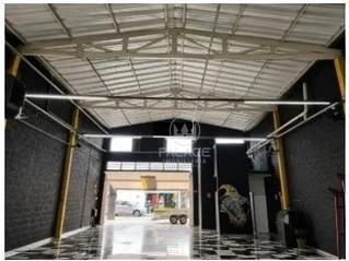Comercial · 200m² · 1 Quarto · 4 Vagas · Prédio Comercial para venda em Nossa Senhora De Fátima de 200.00m² com 1 Quarto, 1 Suite e 4 Garagen