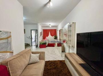 Casa · 131m² · 3 Quartos · 1 Vaga · Sobrado para venda em Centro de 131.00m² com 3 Quartos e 1 Garagem
