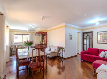 f7bdb211-788e-4e17-b145-5a07a02ee855 · Elegante casa para venda em Vila Nova Caledônia com 4 quartos, sendo 2 suítes, 346m²