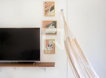 Localizado na vibrante cidade de São Paulo, este espaçoso apartamento oferece um · Apartamento à Venda - Jardim América, 5 Quartos, 134 m2