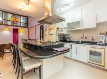 Casa · 234m² · 3 Quartos · 2 Vagas · Sobrado para venda em Mirandópolis com 3 quartos, sendo 2 suítes, 234m²