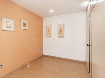 04ea9457-bd7e-4678-b879-10a31b7ca882 · Deslumbrante conjunto comercial para venda em Saúde, 40m²