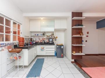 42c897f8-a5eb-4a83-ae35-46cb8e5a295e · Elegante casa para venda em Vila Elvira com 4 quartos, sendo 2 suítes, 160m²