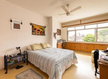 cf90cd97-afdb-4ec6-af75-ee91ef1e1f56 · Versátil casa de vila para locação em Jardim Leonor com 4 quartos, sendo 1 suíte, 354m²