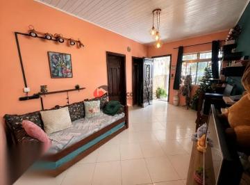 Casa · 134m² · 4 Quartos · 3 Vagas · Casa Térrea com 229m² de terreno e 134m² de área construída, próximo a USCS e ao